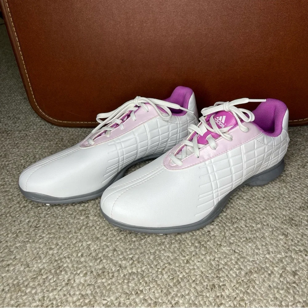 NWOT Adidas golf shoes